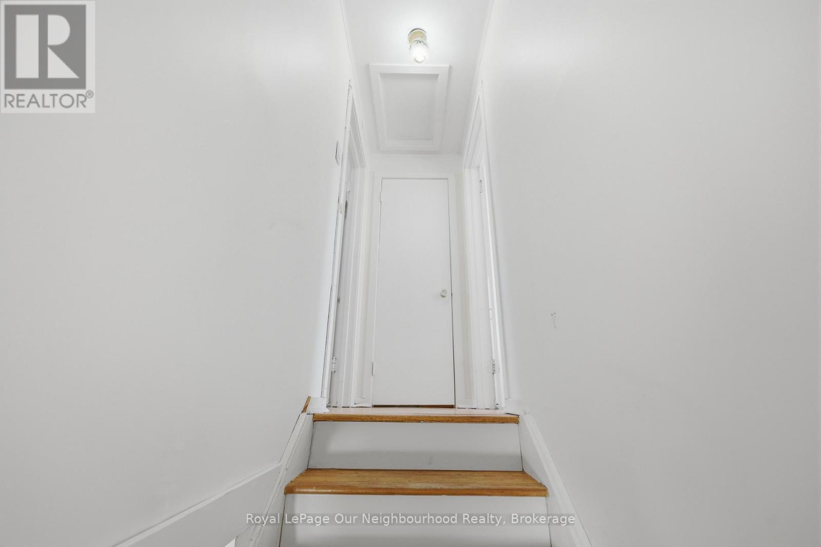 367 CAMPBELL STREET - 16