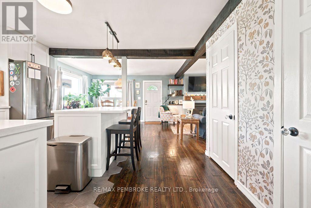 597 ALMIRA STREET S - 22