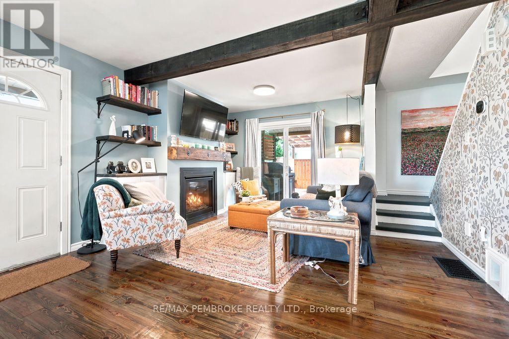 597 ALMIRA STREET S - Image 9