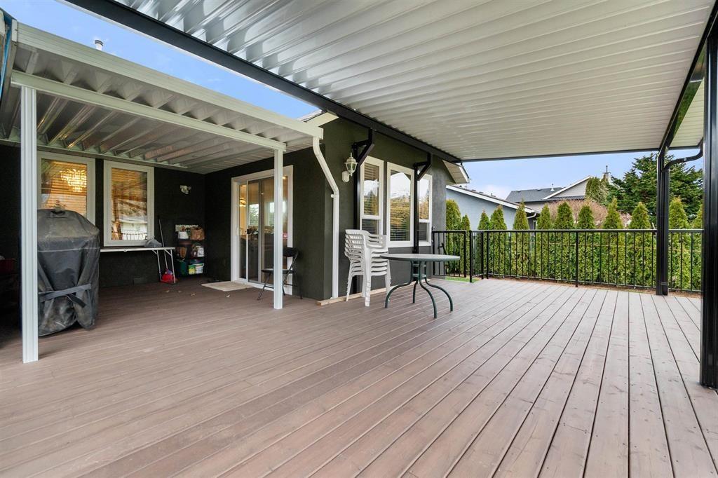 6792 HENRY STREET, Sardis South, Chilliwack