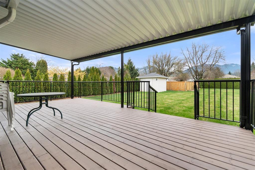 6792 HENRY STREET, Sardis South, Chilliwack