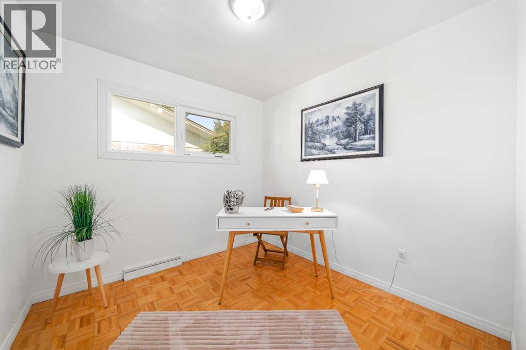 1002 13 Street NE - 18