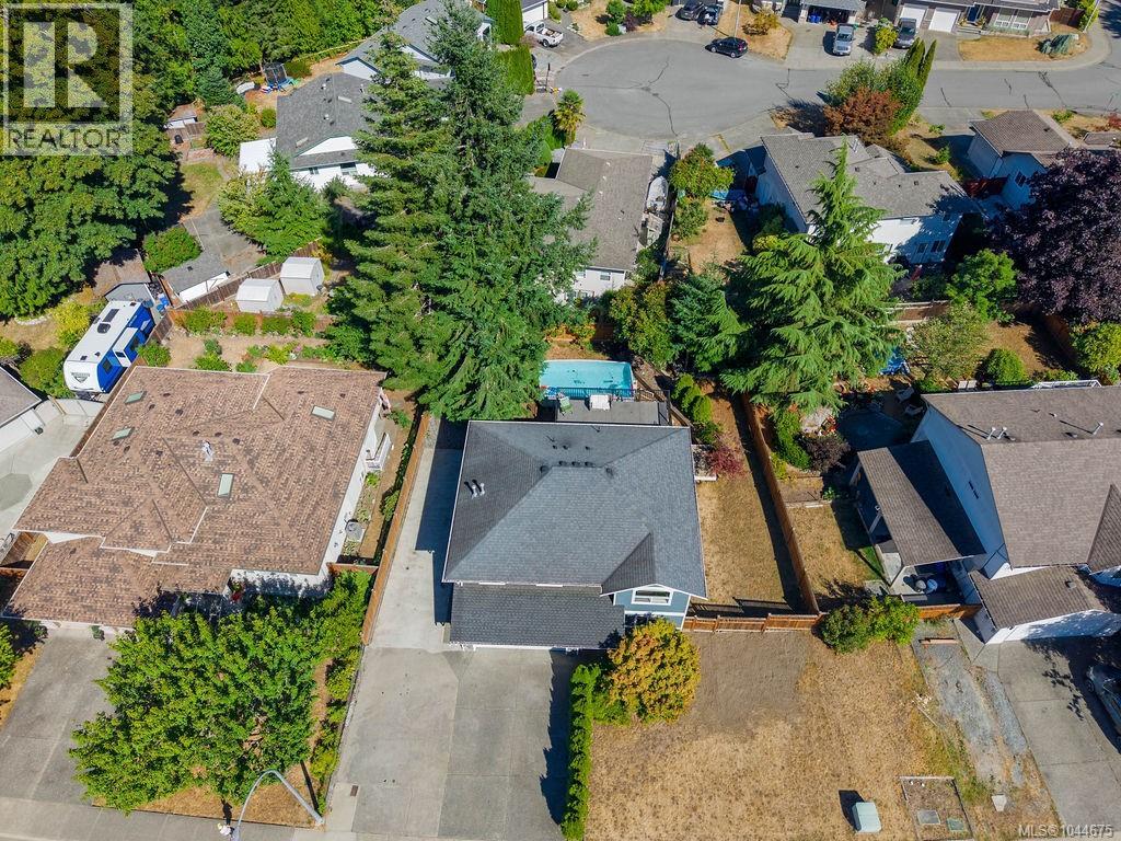 1217 McKinley Rd - Image 56