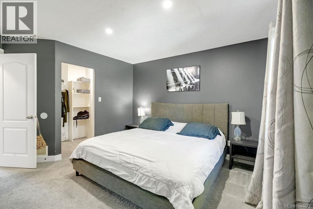 1217 McKinley Rd - Image 28