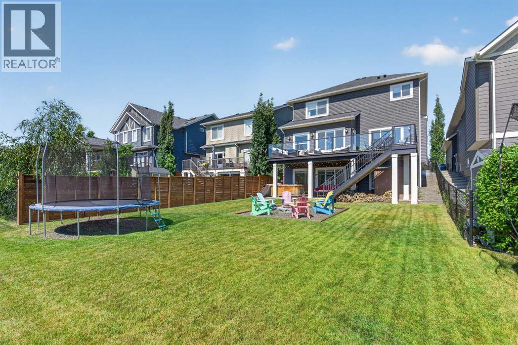 325 Bayside Crescent SW - 46