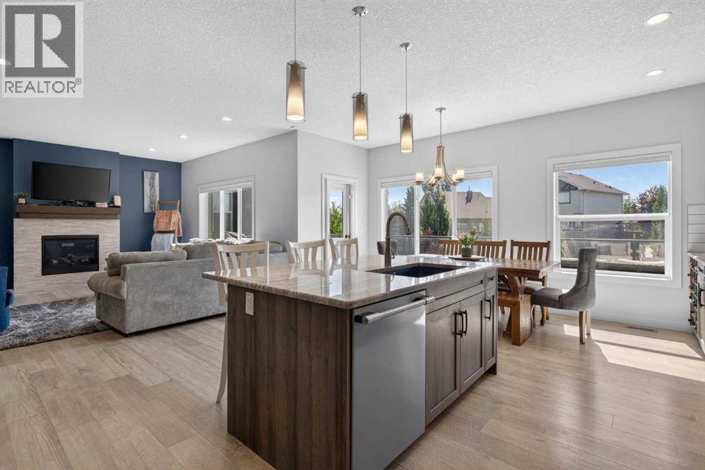 325 Bayside Crescent SW - 9