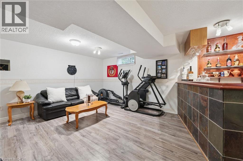 86 BRIDLEWREATH Street - 21