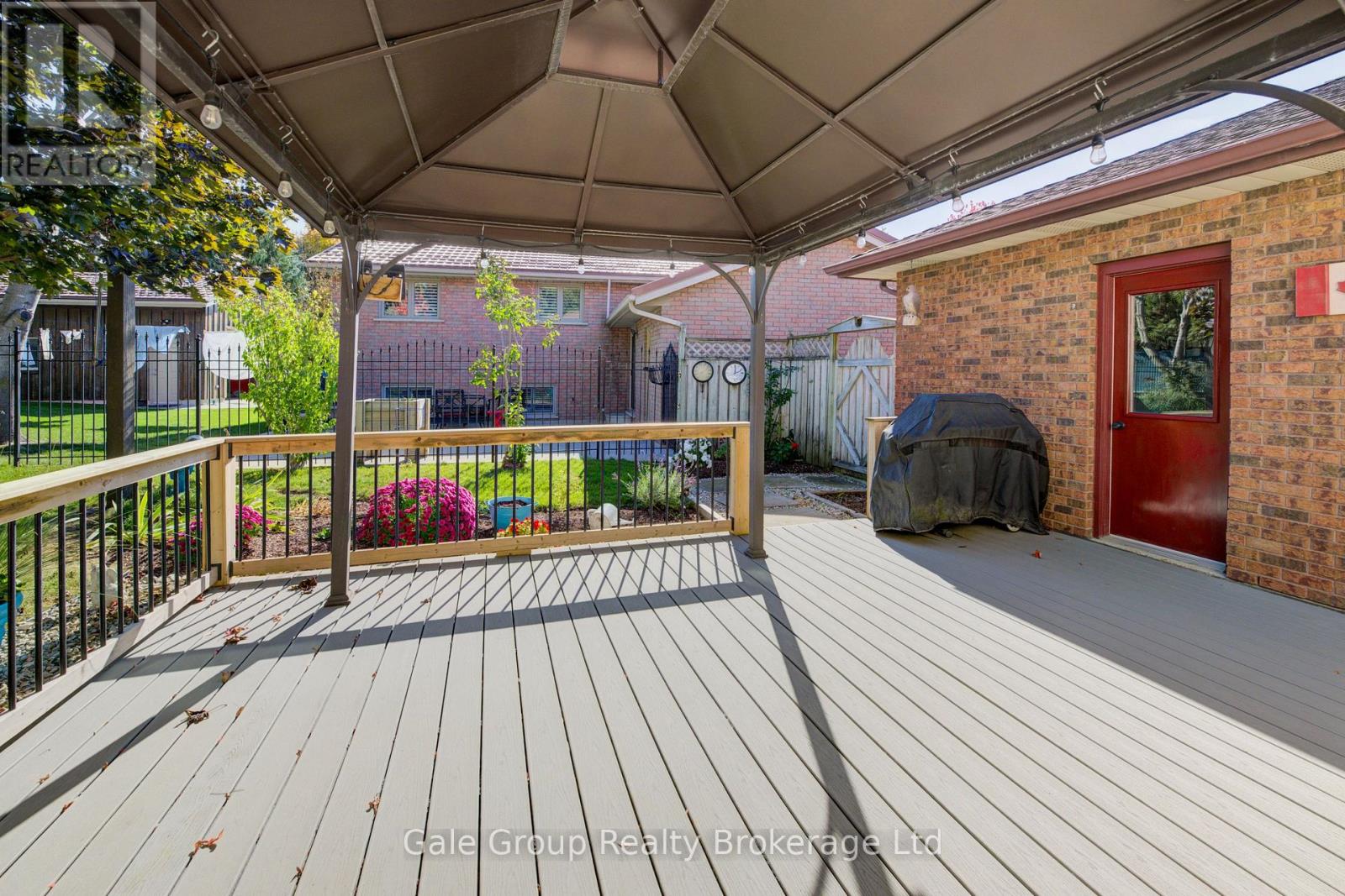 456 OJIBWAY STREET - 27