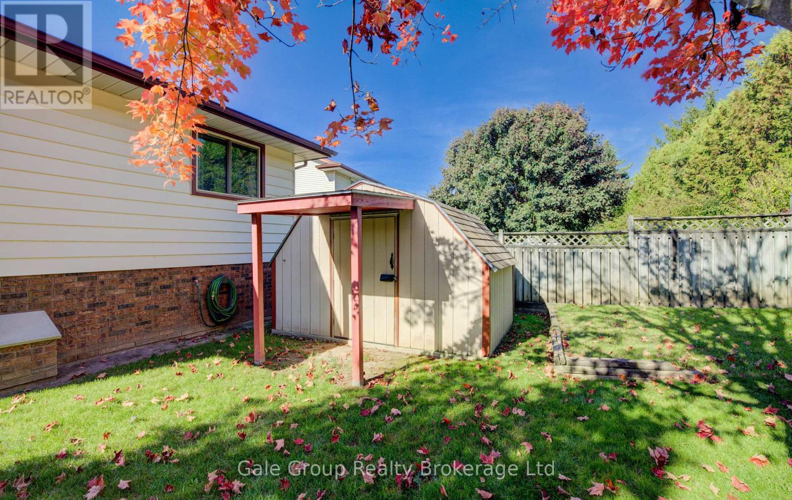 456 OJIBWAY STREET - 33