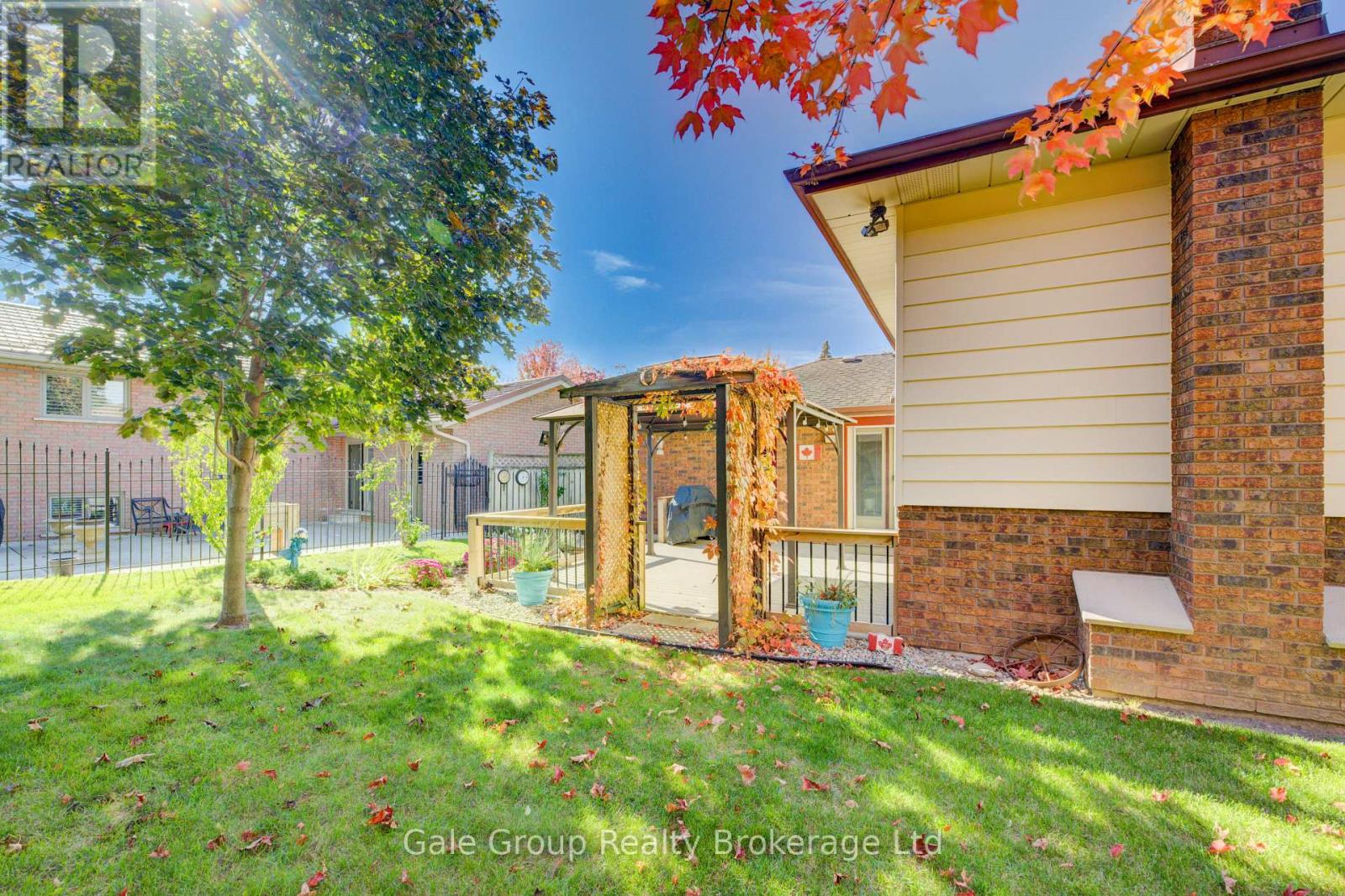 456 OJIBWAY STREET - Image 34