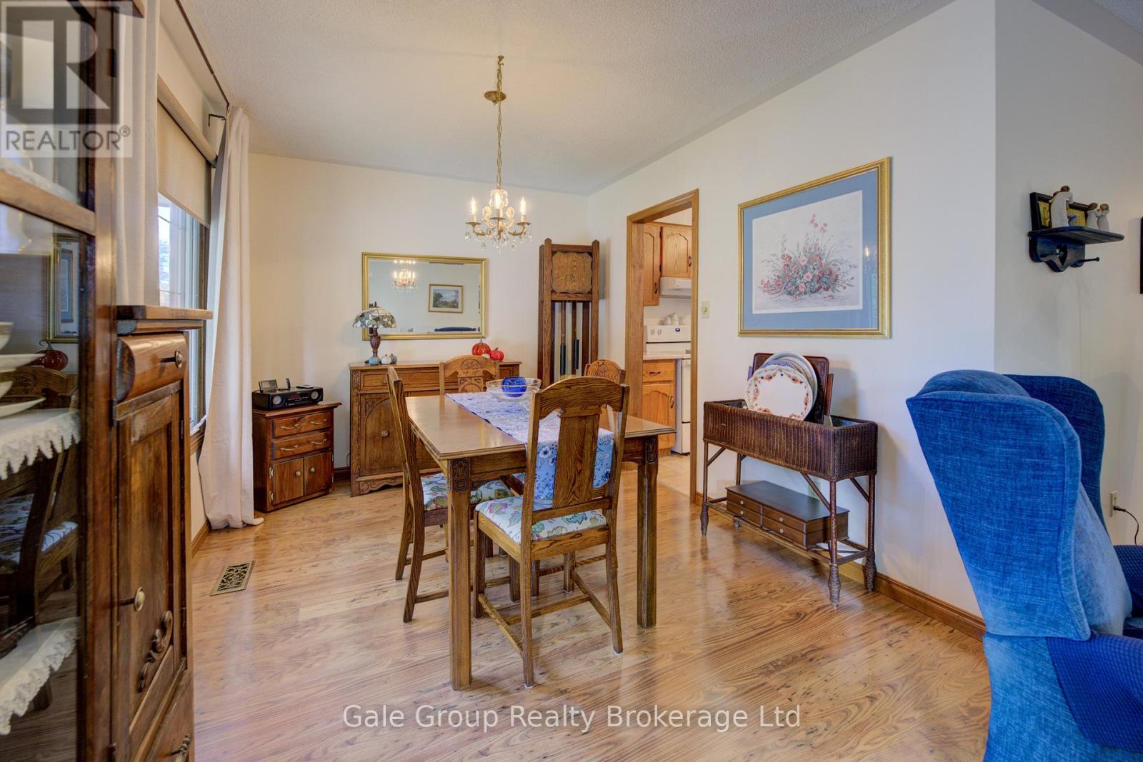 456 OJIBWAY STREET - Image 8