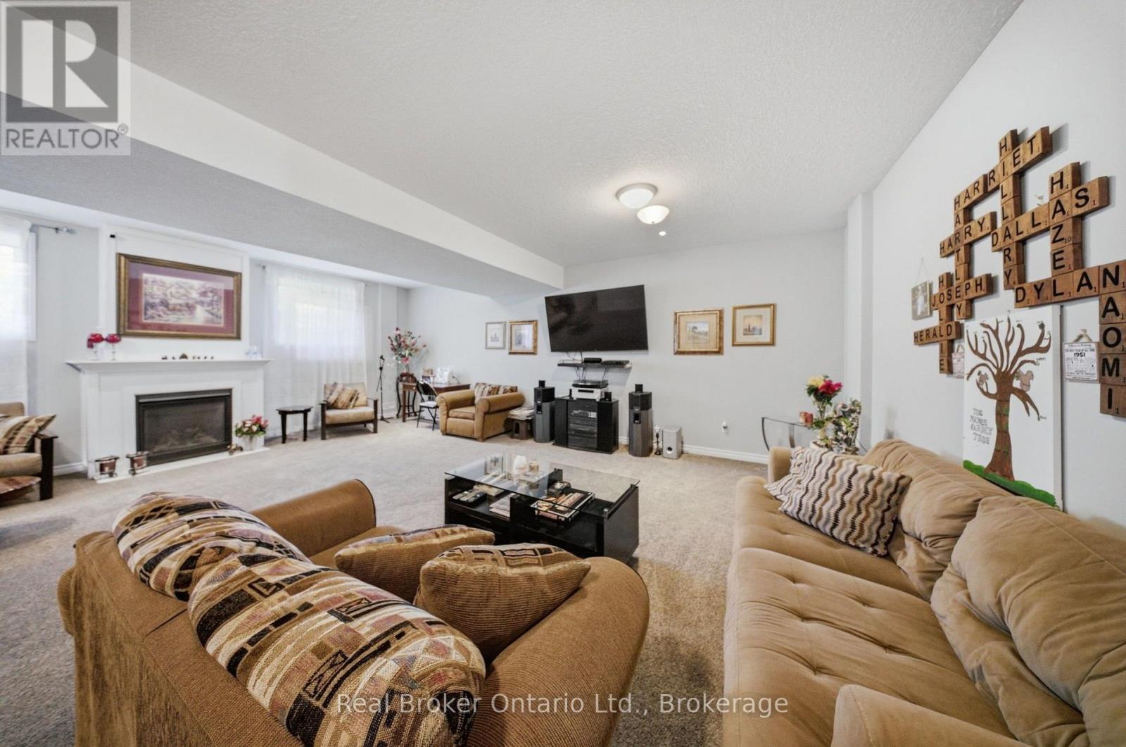 360 DOVER AVENUE - 24