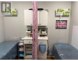 17 - 3030 Don Mills Road, Toronto, ON M2J3C1 Photo 6