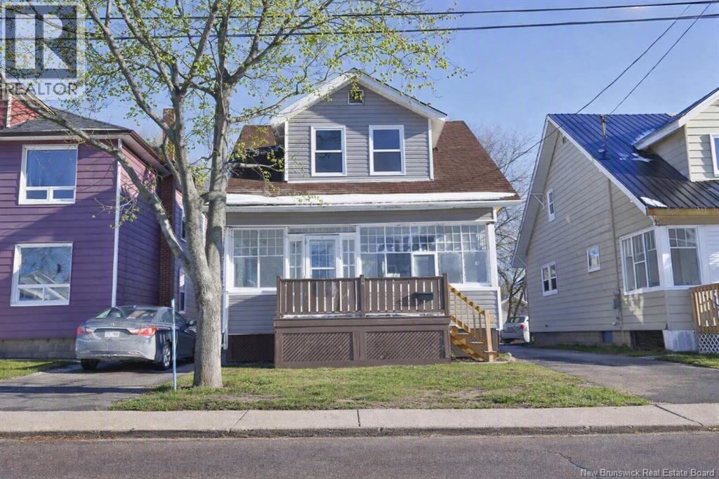 15 Lockhart Avenue, Moncton — photo 2