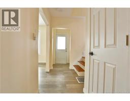 Enclosed porch - 15 Lockhart Avenue, Moncton, NB E1C6R2 Photo 7