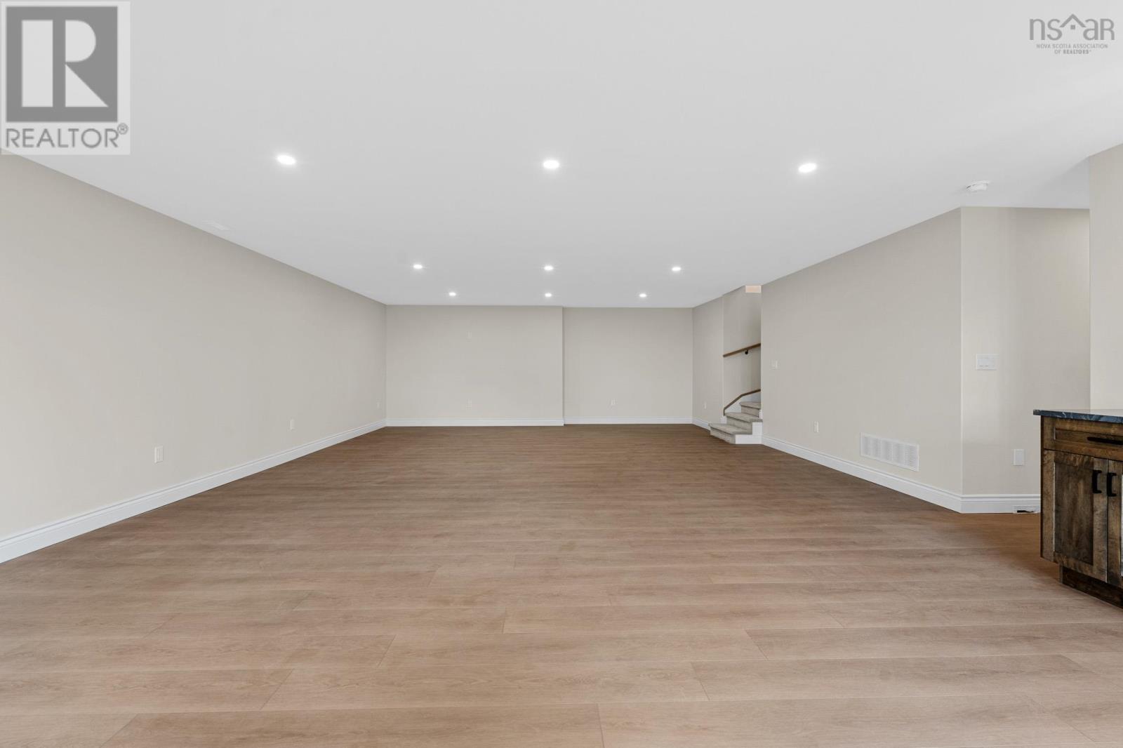 1097 Fleetwood Drive - 41