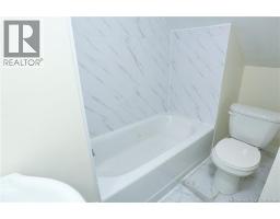 15 Lockhart Avenue, Moncton, NB E1C6R2 Photo 25
