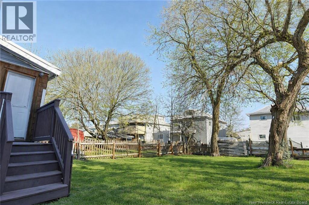 15 Lockhart Avenue - 27