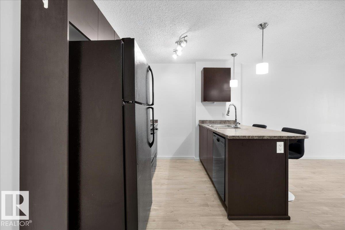#226 504 ALBANY WY NW - 19