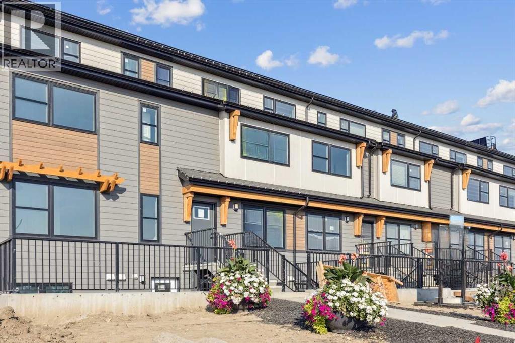 806, 135 Mahogany Parade SE
