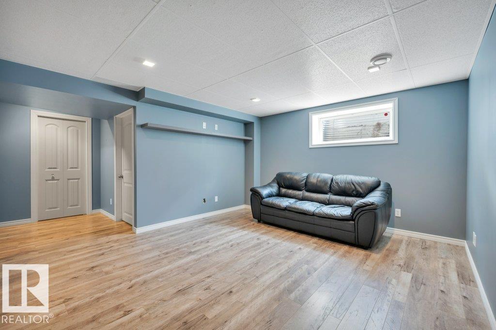 3508 16 ST NW - Image 35