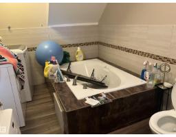 11724 88 St Nw, Edmonton, AB T5B3R7 Photo 12