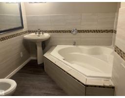 11724 88 St Nw, Edmonton, AB T5B3R7 Photo 22