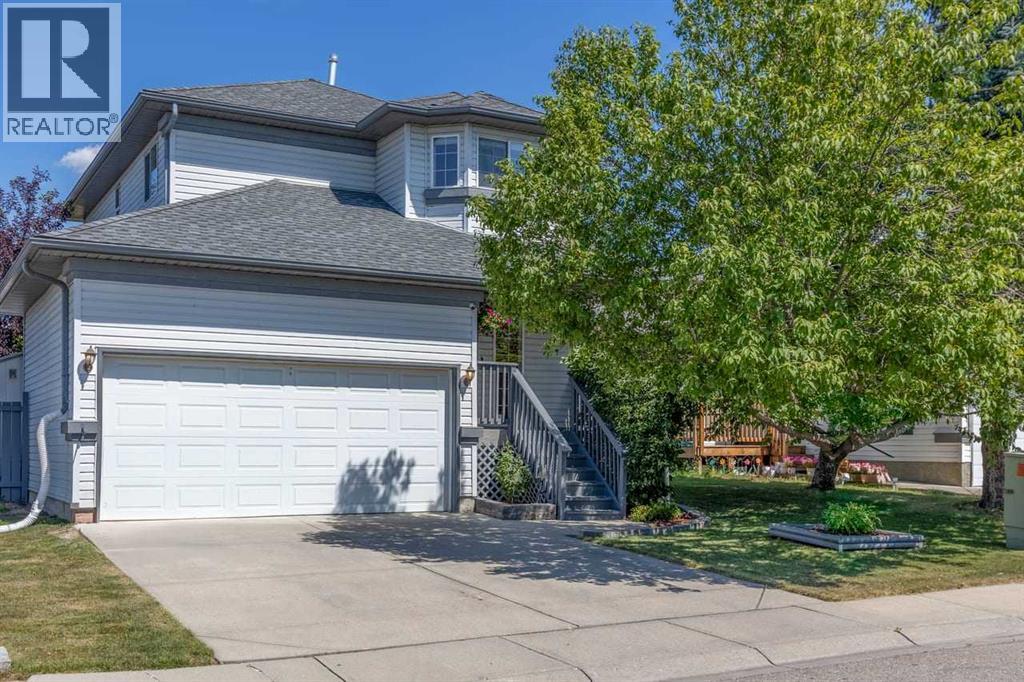 158 Saratoga Close NE