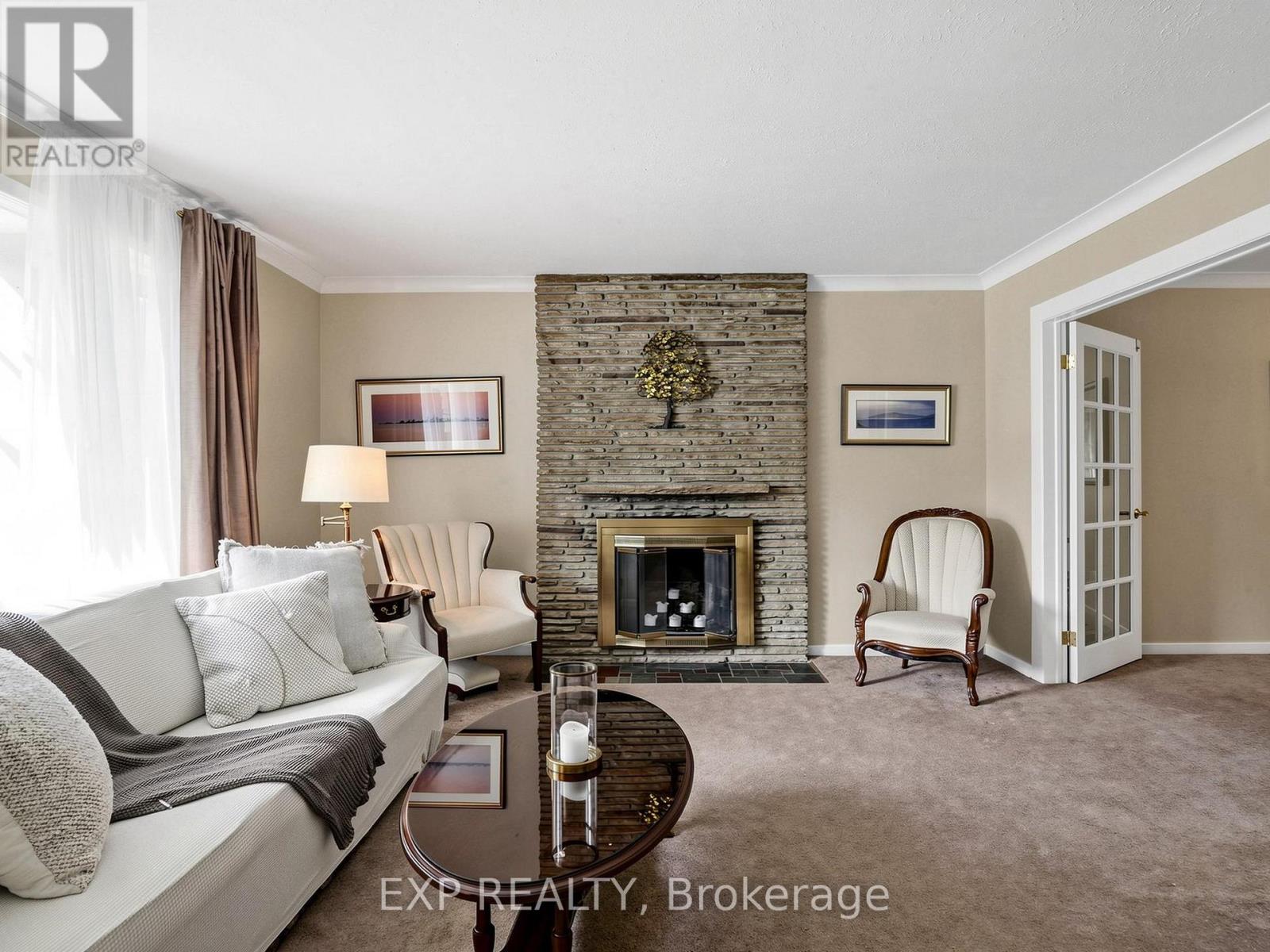 37 BRIGHTBAY CRESCENT - 10