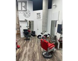 109 - 2067 Lake Shore Boulevard W, Toronto, ON M8V4B8 Photo 9