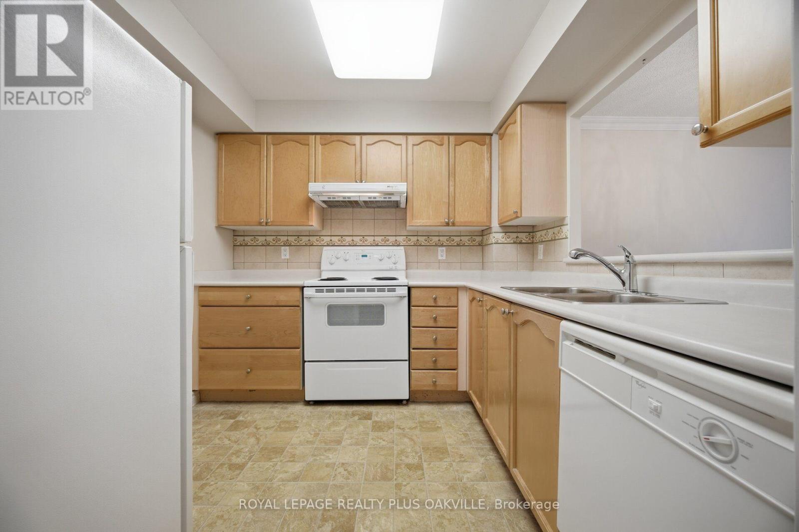 #1406 100 BURLOAK DRIVE - 12