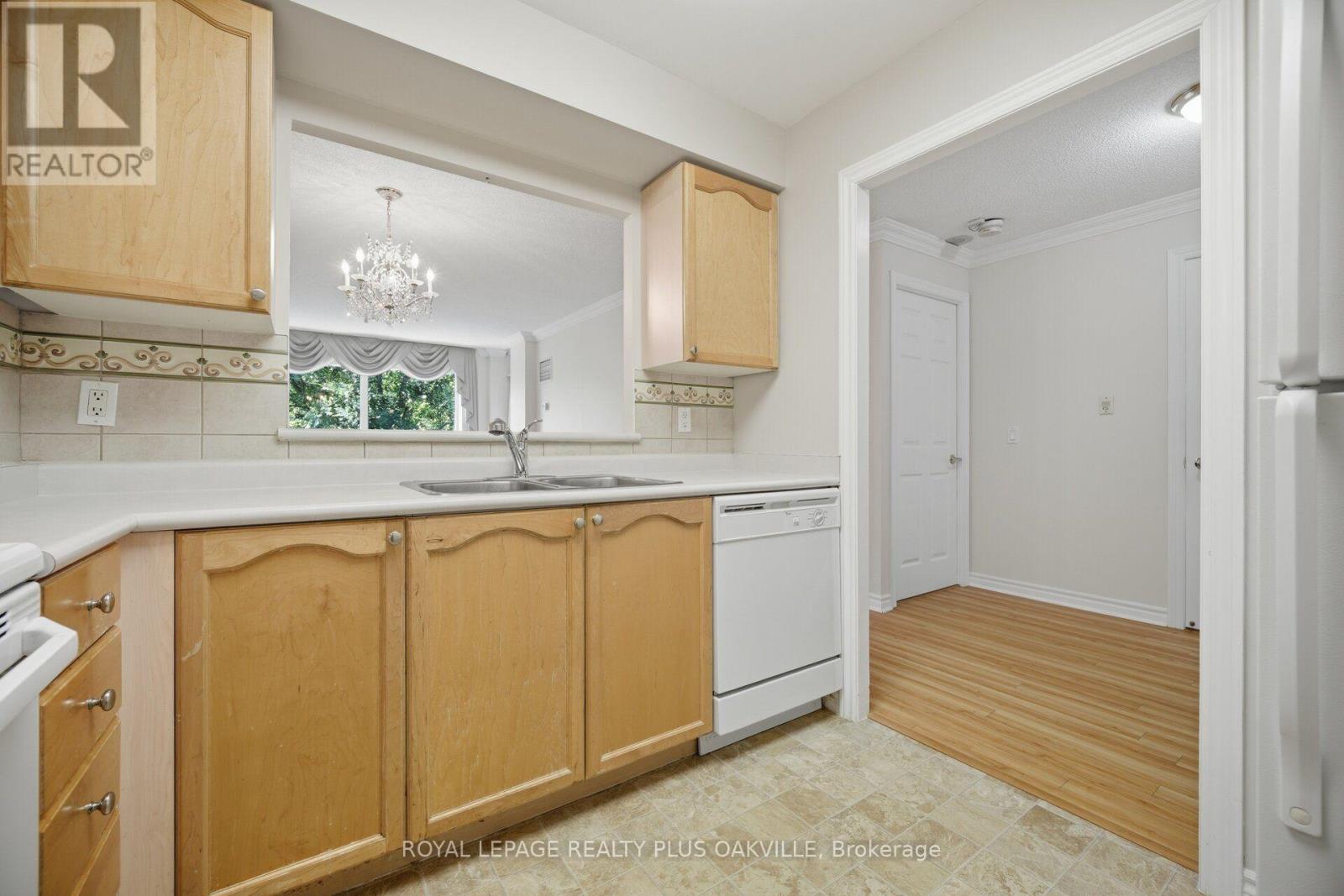 #1406 100 BURLOAK DRIVE - 16