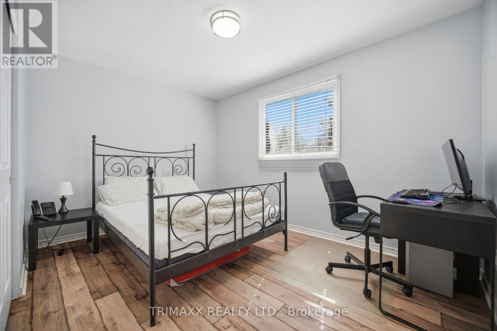 16 LORAINE DRIVE - 24
