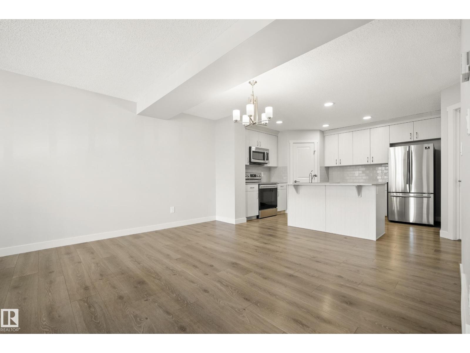 #90 50 Mclaughlin DR - 15