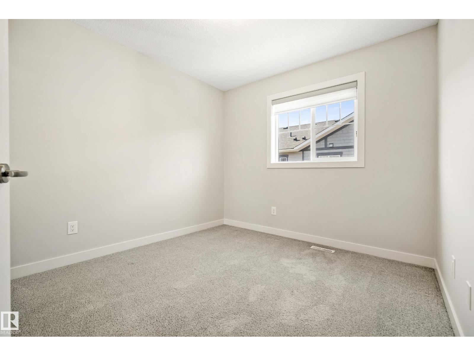 #90 50 Mclaughlin DR - Image 24