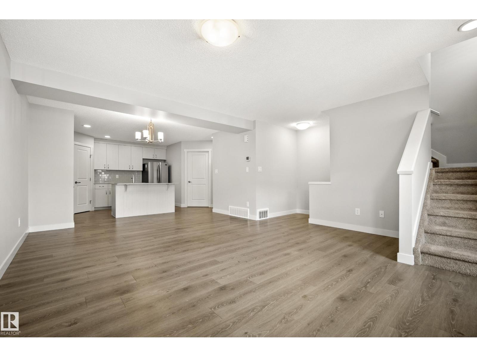 #90 50 Mclaughlin DR - Image 6