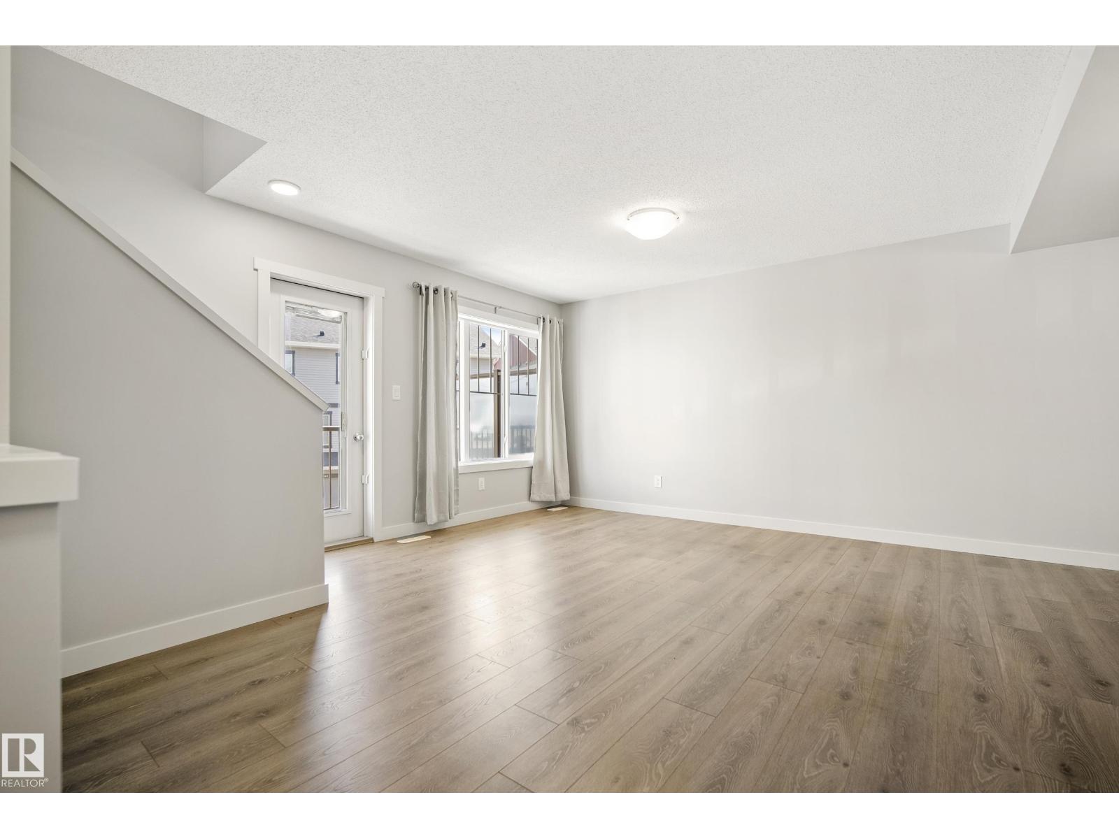 #90 50 Mclaughlin DR - Image 8
