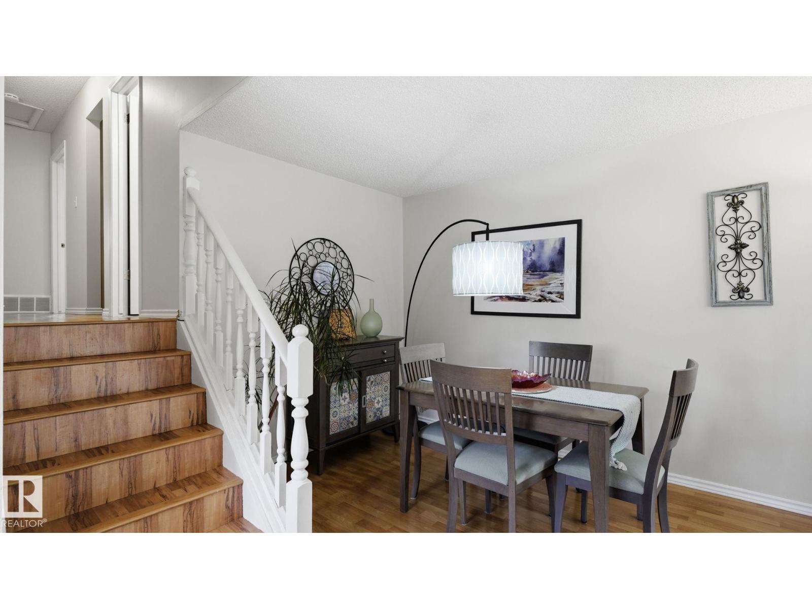 31 WALDEN CR - Image 13
