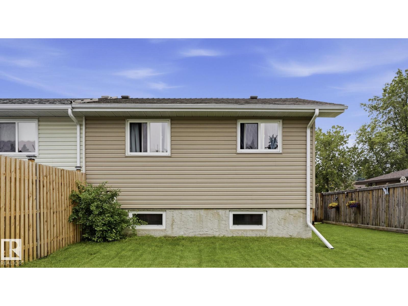31 WALDEN CR - Image 35