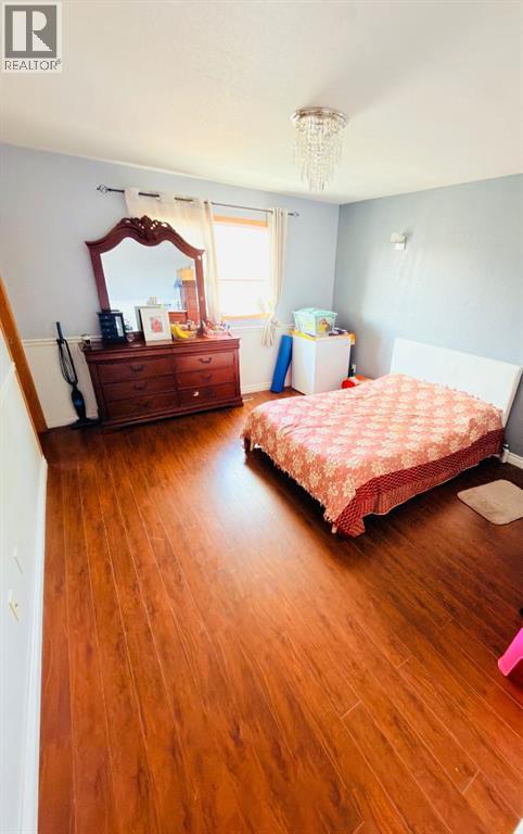 193 Uplands Boulevard N - Image 7