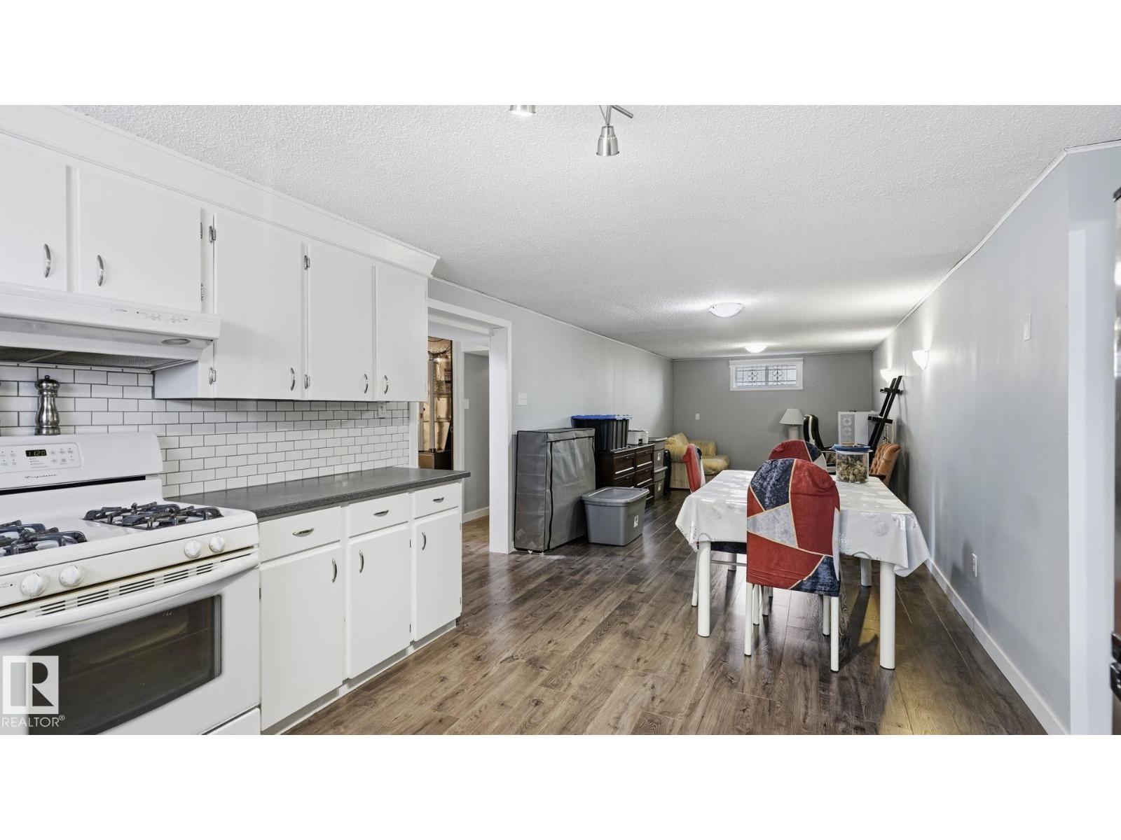 7819 132A AV NW - 25