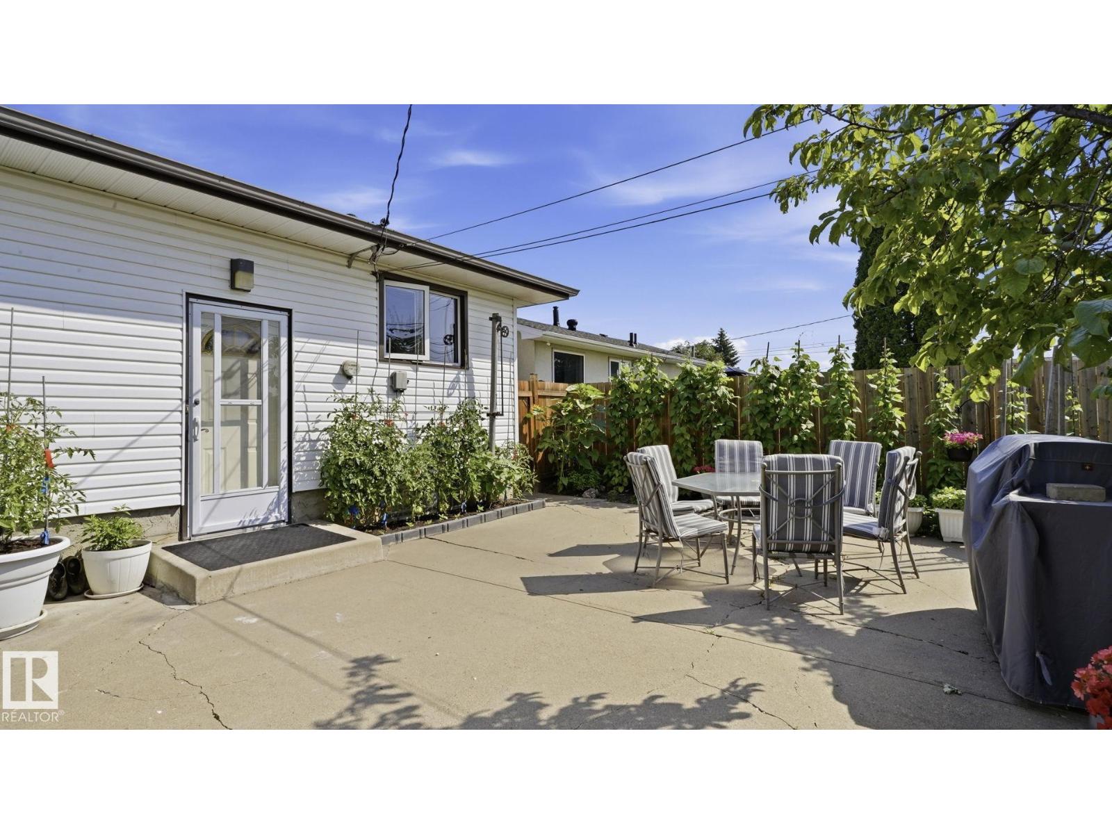7819 132A AV NW - 33