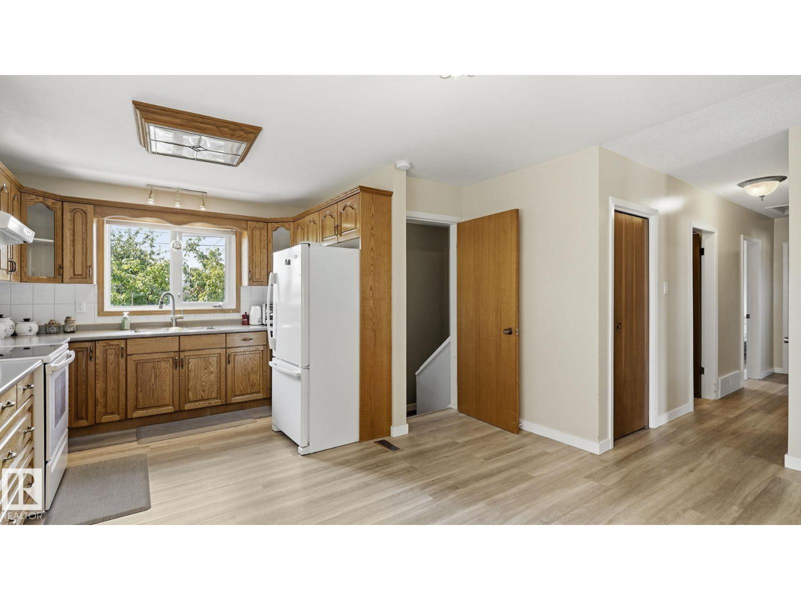 7819 132A AV NW - Image 13