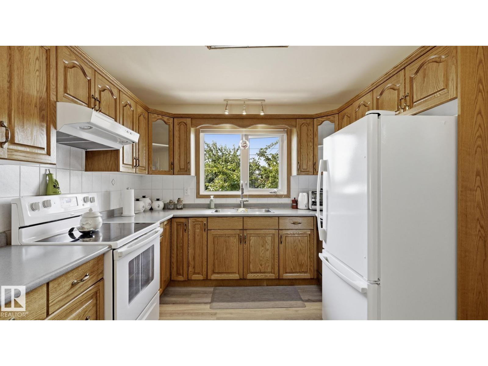 7819 132A AV NW - Image 14