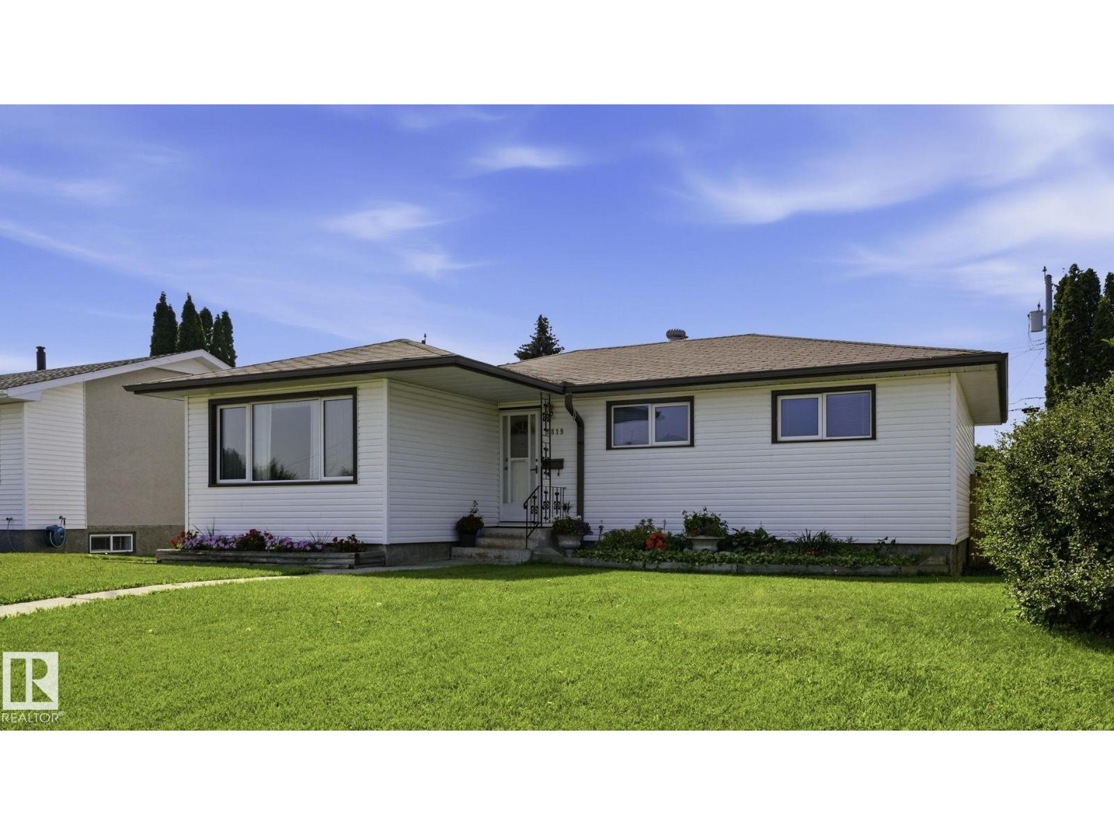 7819 132A AV NW - 1