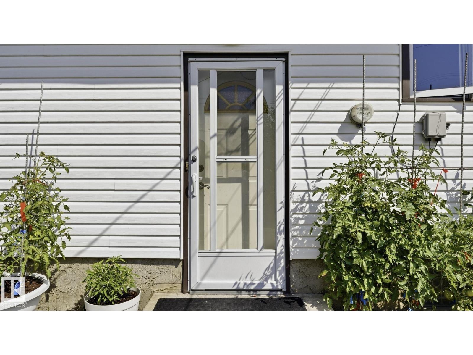 7819 132A AV NW - 32