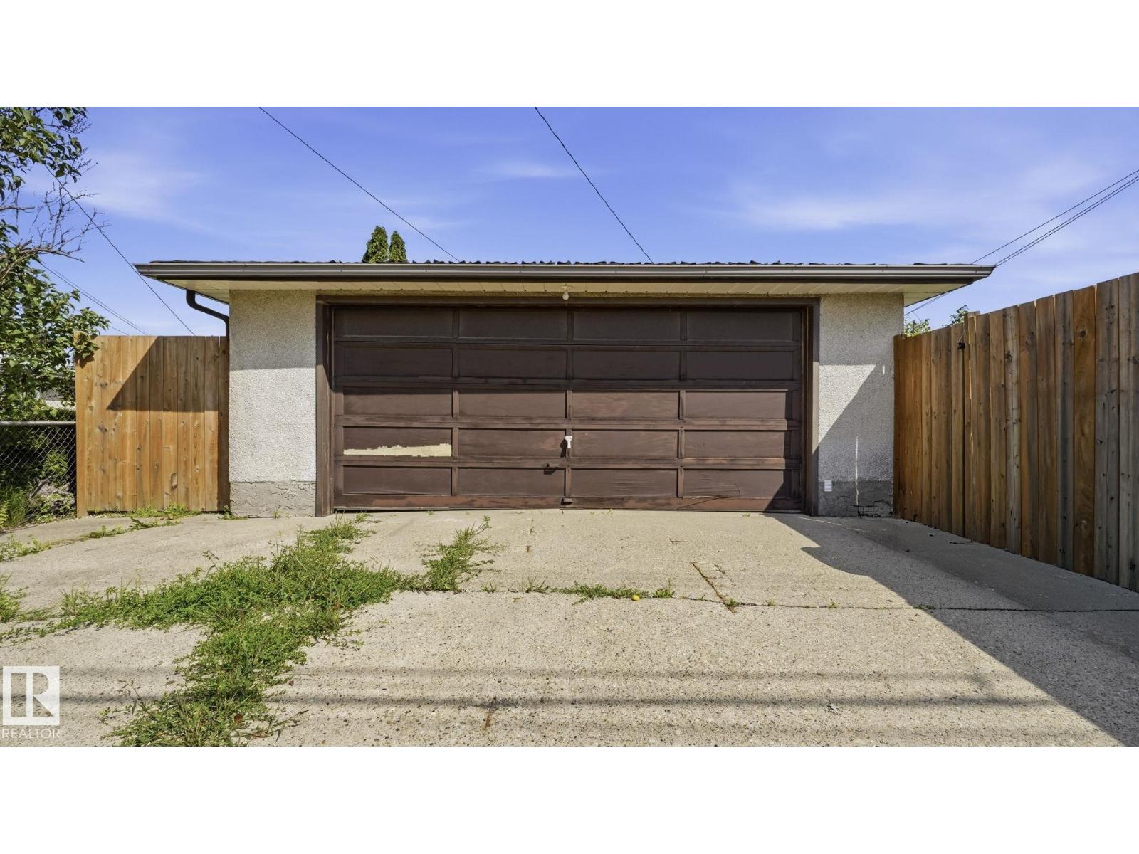 7819 132A AV NW - Image 39