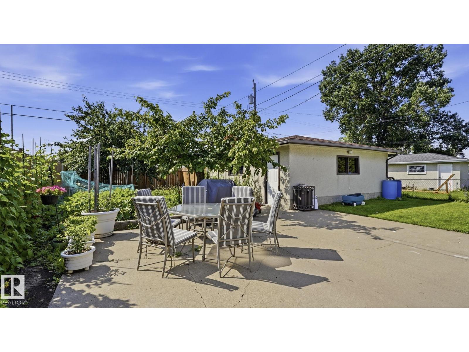 7819 132A AV NW - Image 34
