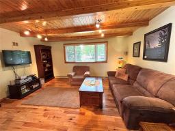 Office - 351 Queen Avenue, Selkirk, MB R1A1E6 Photo 12