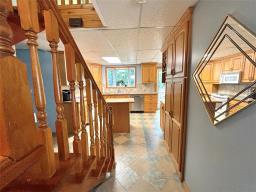 351 Queen Avenue, Selkirk, MB R1A1E6 Photo 28